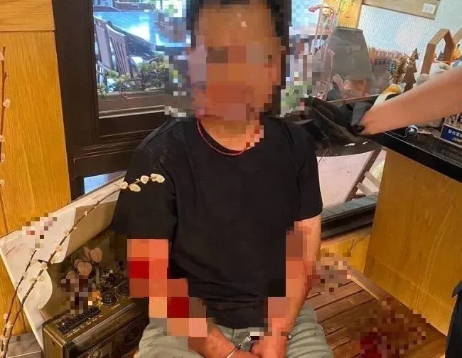 快訊/「恐怖鄰居」被聲押獲准！名咖啡廳遭持刀鬧事釀1重傷　竟因停車糾紛