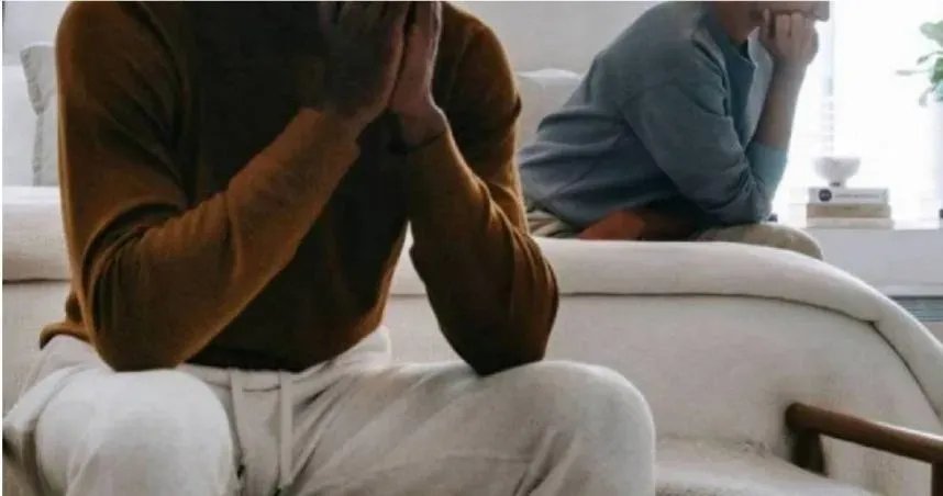 監視器拍到妻半夜穿著清涼出門「1個月至少20次」　得知真相後他瞬間崩潰