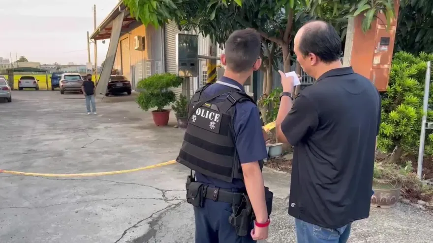 影/台中大里驚傳砍人！父持刀刺兒臟器外露　「經營理念不合」起殺機