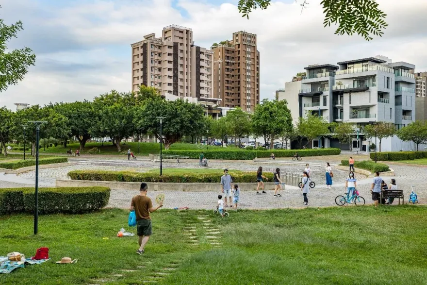 西屯，家中直視千坪綠海最後機會，「TWIN PARK」與你森鄰其境