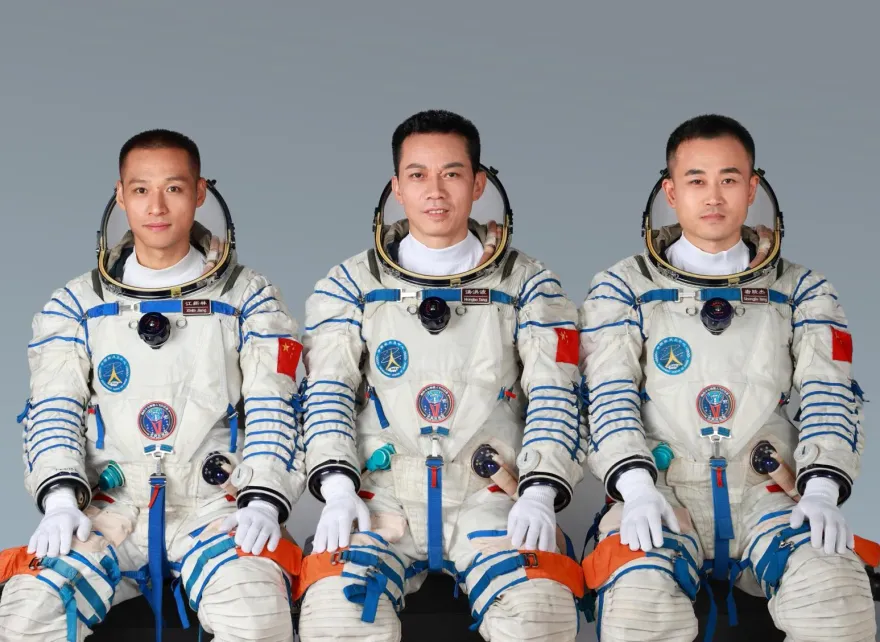 定了！神舟17號10/26上午11時14分發射　太空乘組公佈「平均年紀最小」
