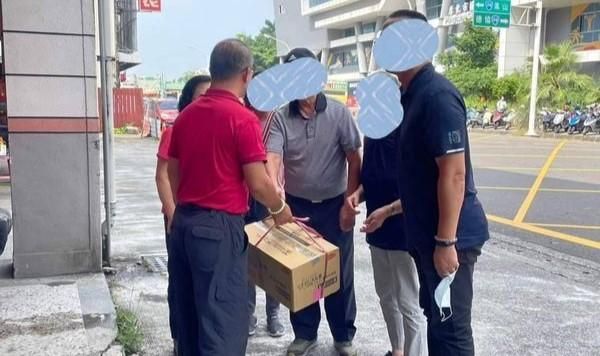 屏東明揚爆炸釀上百人傷亡　勇消帶傷衝進去救員工：救人是天職