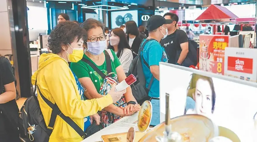 國人財富底氣厚　10月消費者信心指數意外大上揚