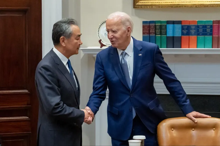拜登晤王毅對李克強逝世表達哀悼　重申美中需負責任管理競爭關係