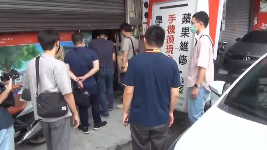 連堂兄弟也受害！狠詐百名大學生「暗黑通訊行」主嫌黑歷史曝　盜用親人身分押地貸款
