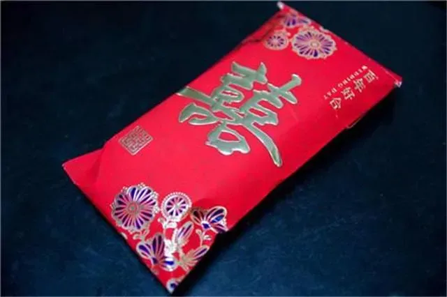 閨蜜結婚她包1600「遭新娘炮翻」！紅包行情求問　網：少說2千