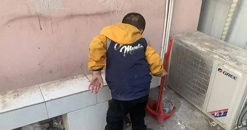 6歲男童慘遭生母虐待「雙腿凍傷截肢」　他天真喊：媽媽只是病了