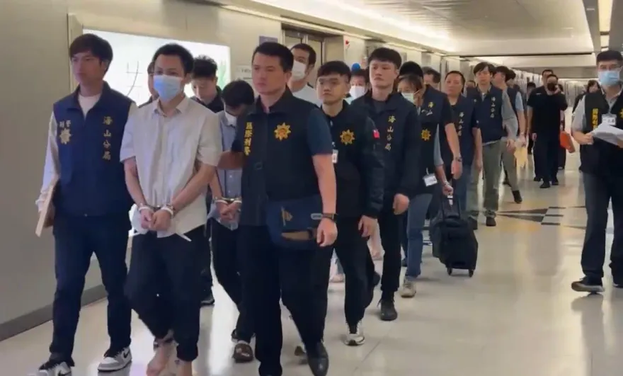 快訊/台馬警方合作破獲境外電信詐欺機房　10嫌犯遣返晚間抵達桃機