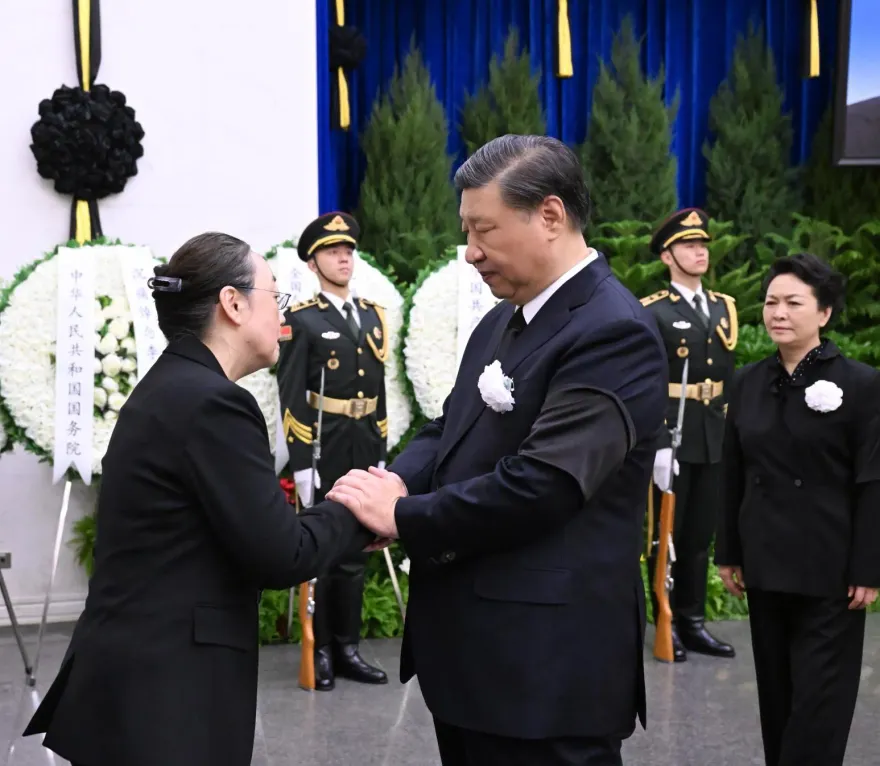 影/習近平親赴李克強告別式表哀悼　胡錦濤未現身送花圈致意