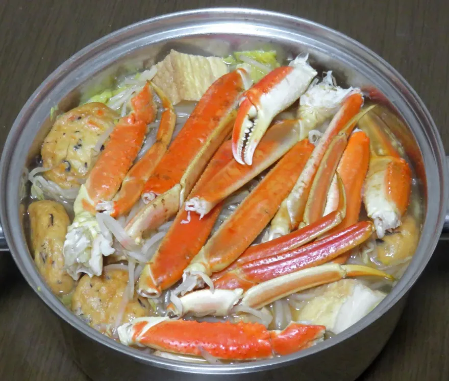 吃螃蟹滿手留腥味？「9個妙招」輕鬆去除　橄欖油和鹽竟然也管用！