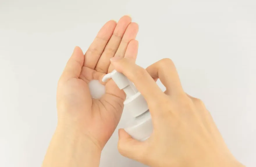 冬天皮膚癢抓不停恐「1病找上門」！皮膚科醫授乳液正確擦法