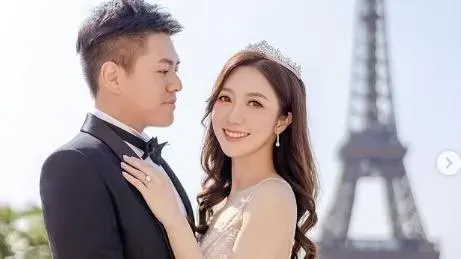 何依婷無預警宣布結婚！曬巴黎浪漫婚紗照　甜喊：謝謝把我捧在掌心