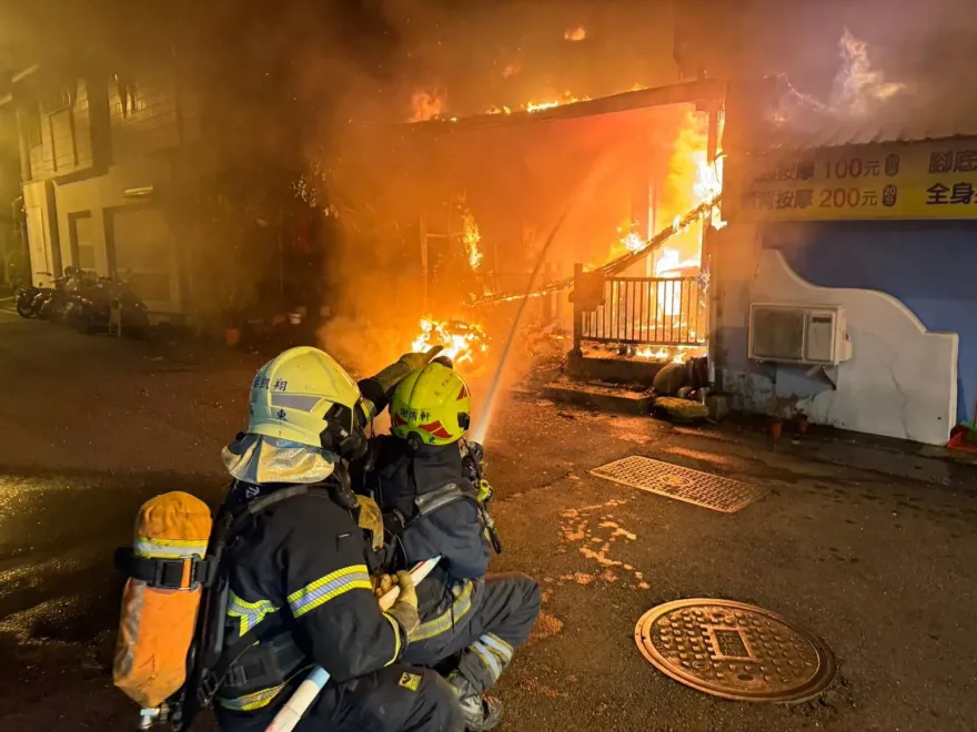 快訊/屏東刺青店縱火妻死夫重傷！30歲老闆「加護病房」撐8天不治