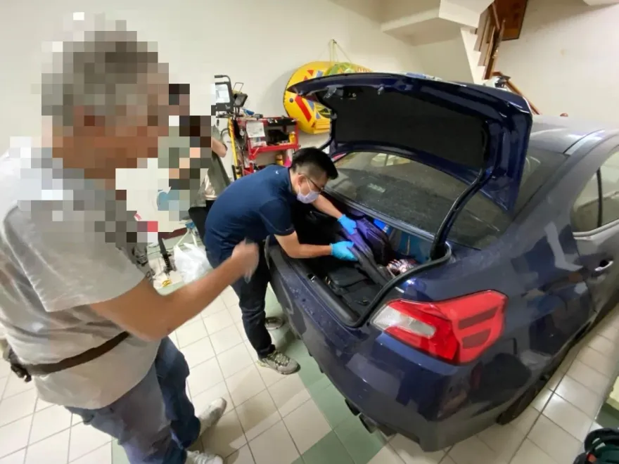 影/莊孝維？男改槍拿玩具呼攏　中警「回馬槍」後車廂找到一把