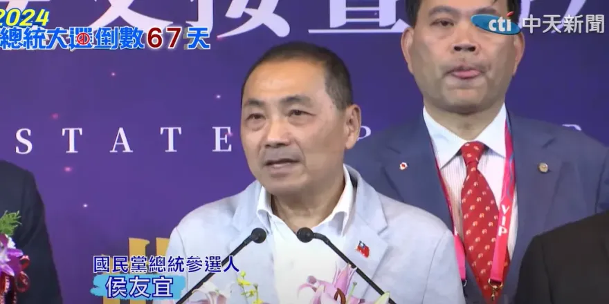 才說完「不要選新潮流的人當總統」　侯友宜遇到鄭文燦還握手