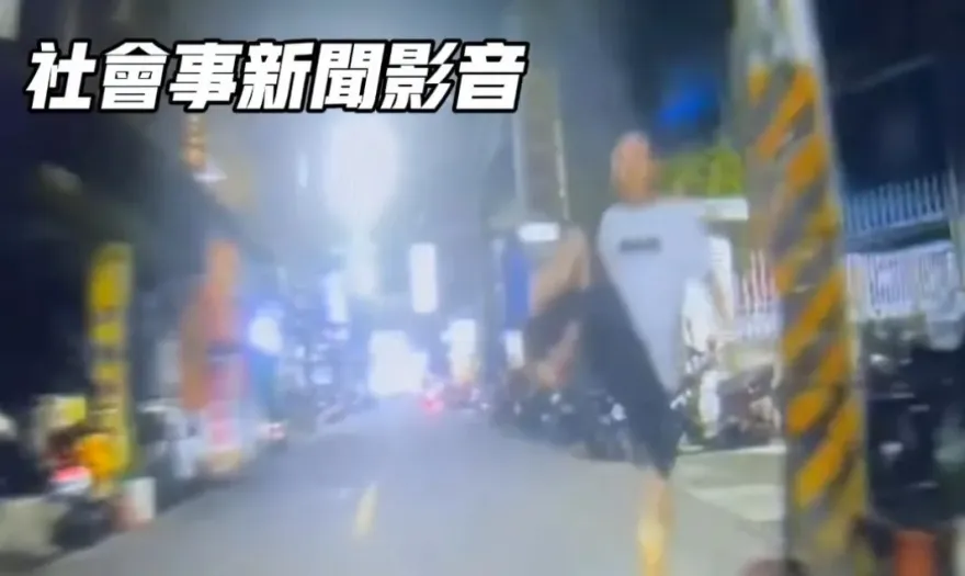 影/三重白目男伸「無影腳」嚇騎士　被逮竟掰「行人路權做實驗」