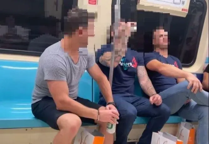 車廂內「開喝啤酒」！澳洲消防員受邀來台做公益　無視北捷禁止飲食規定
