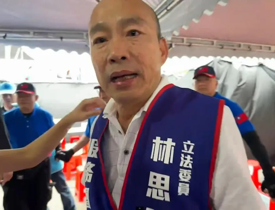 韓國瑜16字挺「藍白合」！侯友宜現身道謝：凝聚最大力量