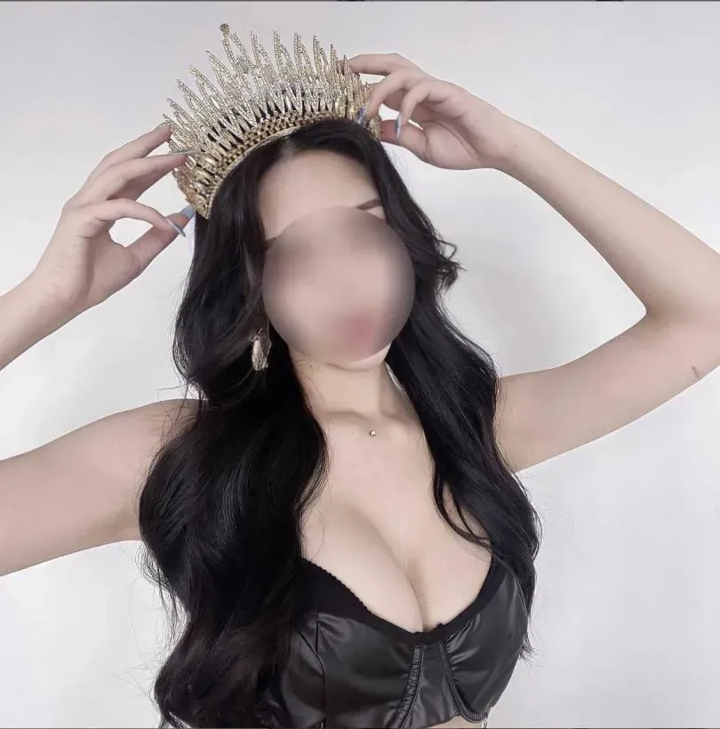 明仁會分會長「四川」超兇嫩妻曝光！　抱病搖臀跳舞養家、終究離婚收場