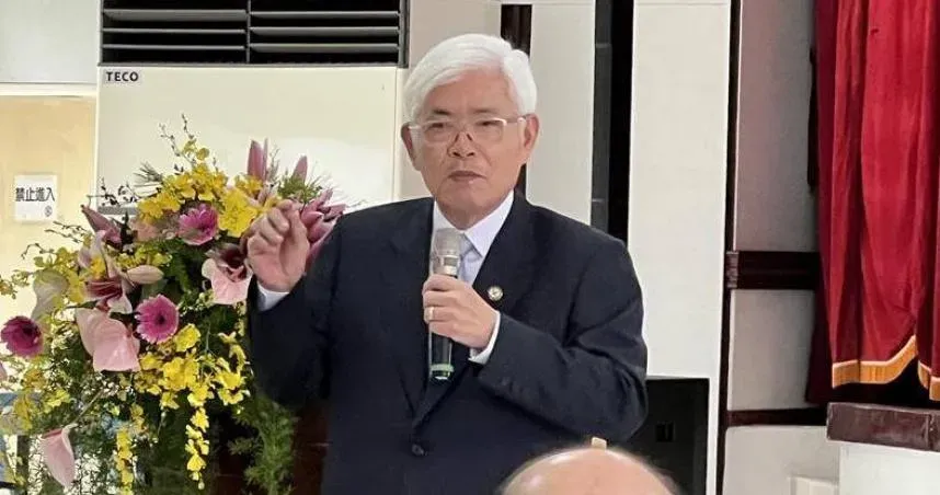 「超狂候選人」陳美妃交25萬份連署書僅2份合格！中選會：重複影印