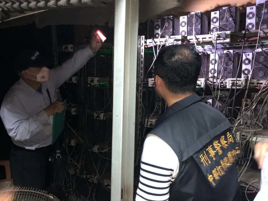 影/補習班樓下挖礦險火災！台中夫妻檔租廠房經營　1年竊電近8千萬