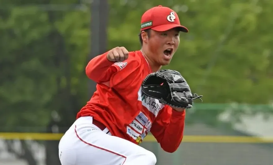 休賽季首波補強！樂天桃猿備戰新球季　延攬日籍右投鈴木駿輔