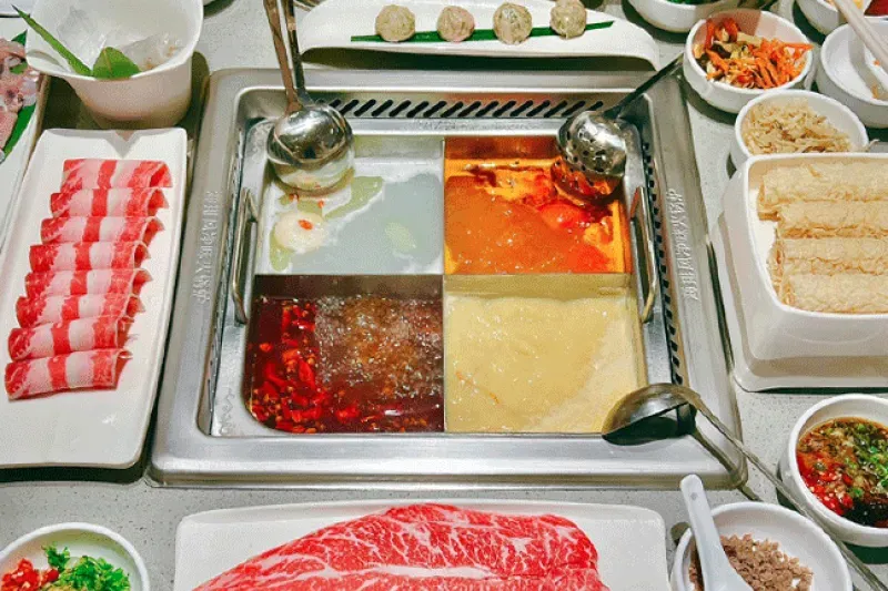 陸海底撈「取消半份」變相漲價？　網哀號：吃一餐越來越貴