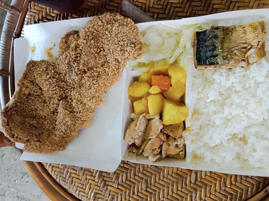 雙主菜？80元雞排飯附鯖魚　全網暴動：求地址太便宜