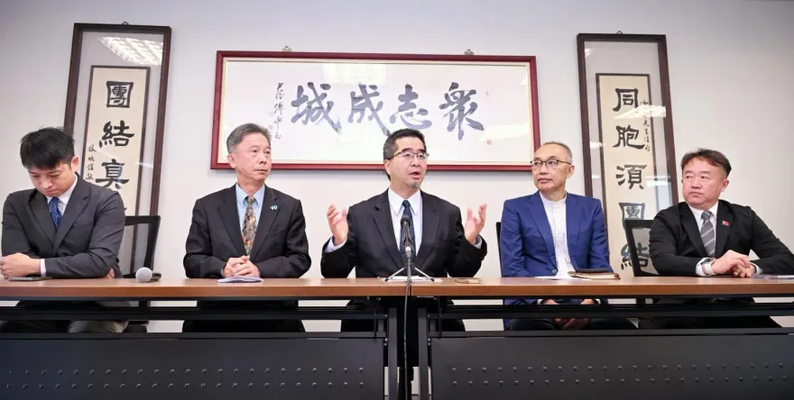 「藍白合」誤差範圍無共識　馬辦：找柯文哲找到半夜2點