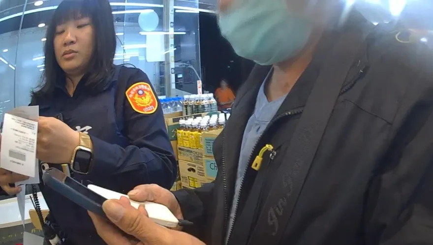 真心換絕情！約「歡歡」按摩先買點數　6旬翁「性致來」砸6萬3警阻詐