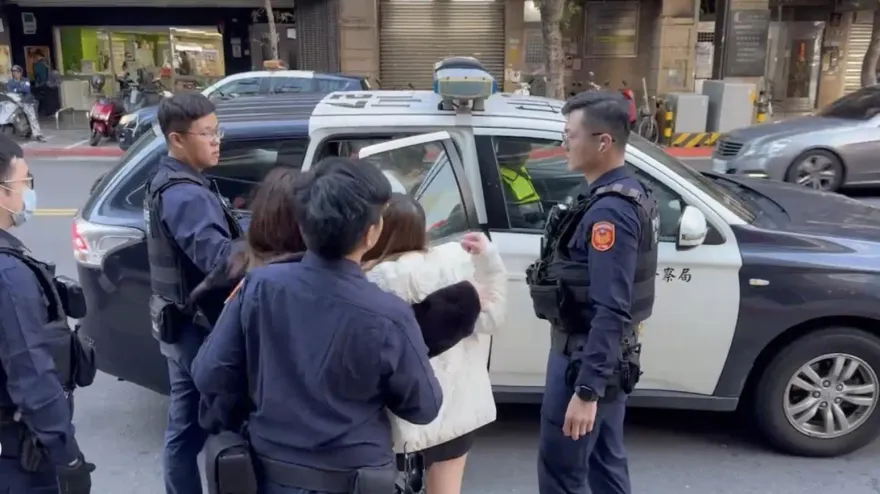 快訊/中山區酒店散場9人當街互毆　警出動快打部隊到場壓制