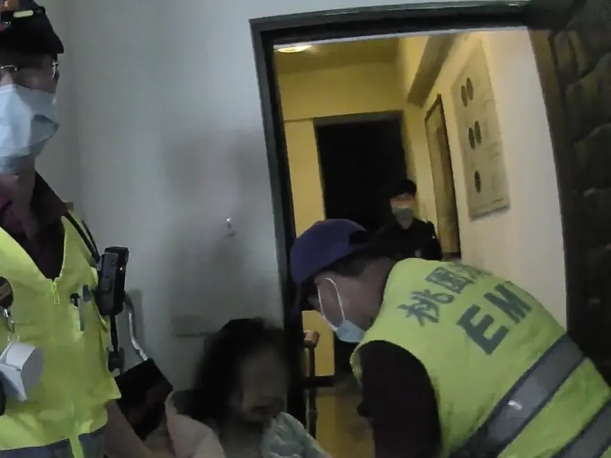 員工無故未到班！餐廳經理機警想起「這件事」　即時報案救一命