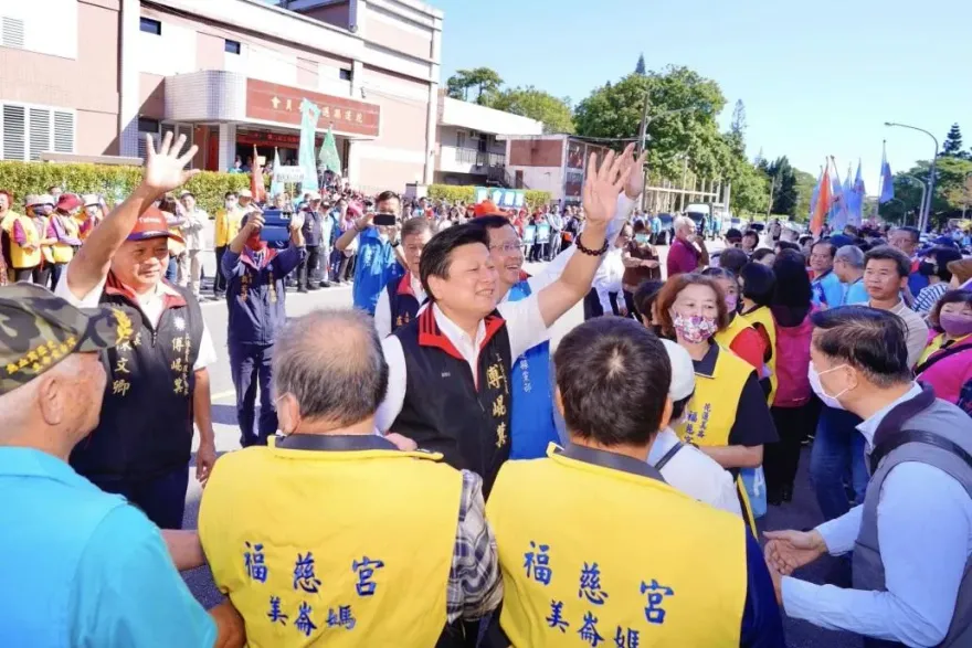 守護花蓮「決戰花東快」！傅崐萁再披戰袍爭取連任
