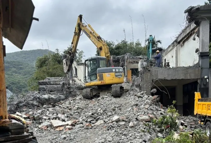 賴清德家違建拆了沒？廖先翔家汐止莊園「已夷為平地」畫面曝光
