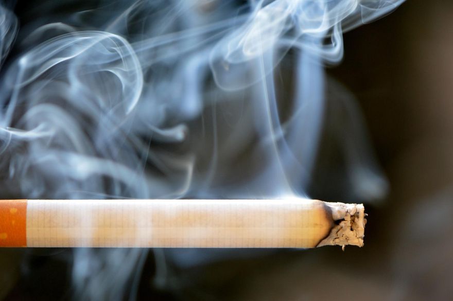 嘉義縣撿菸蒂裝滿寶特瓶換現金！清潔人員爽領4萬