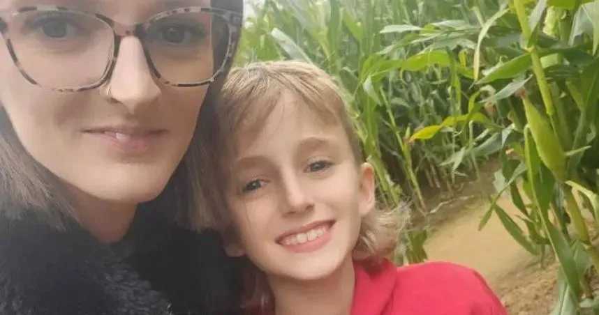 10歲兒不斷跌倒　媽以為只是笨拙「診斷結果超心碎」！