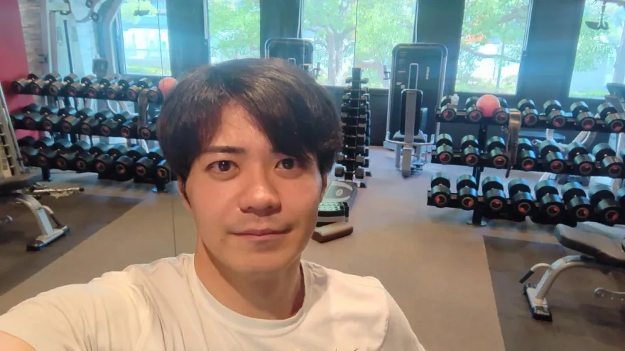 台灣海關嚇壞！日議員華麗變身「油膩大叔變天菜鮮肉」　2年甩肉37公斤