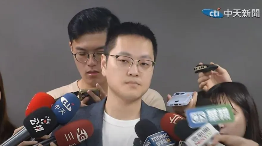 綠委疑第三方簽證又是端木正　民眾黨：誤導輿論刻意帶風向