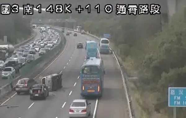 快訊/國3通霄段「5車追撞」！後方回堵1公里