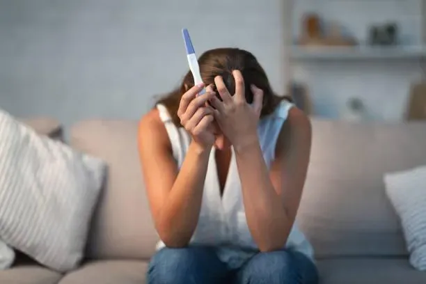 「超完美撿屍」露破綻！妹子突然「就愛睏」 驗一下竟懷孕6周怒告男友人