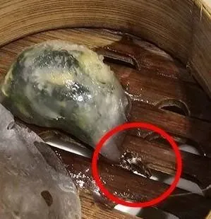 開蒸籠「驚見死蟑螂」！　添好運業者認出包：重新檢視製餐流程