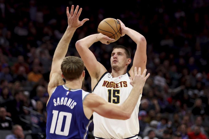 NBA/等明年可多賺23億！約柯奇表態暫不續約金塊