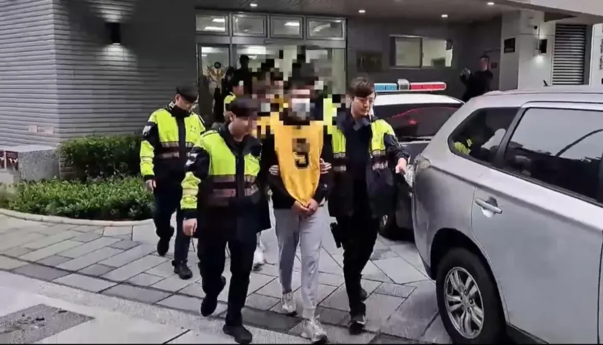 影/為30萬債務相約提外談判鬥毆　警逮9人查扣刀棍槍毒