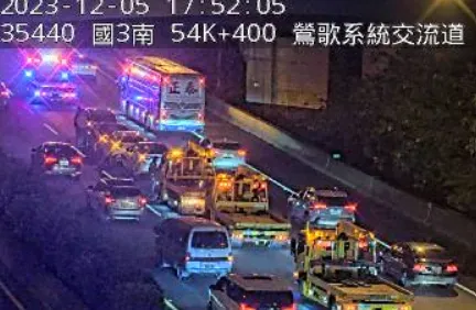 快訊/下班注意！國3鶯歌系統交流道4車追撞　車流回堵5公里