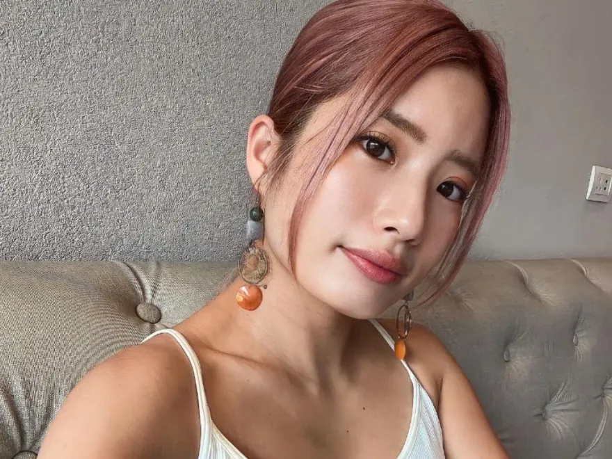 28歲女星浜崎彩「簽字離婚」！軟飯尪「把小三帶回家」　她怒斬3年婚姻