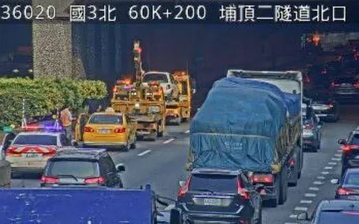 快訊/國3北上60.1K「6車追撞」擠一團　車流回堵5公里