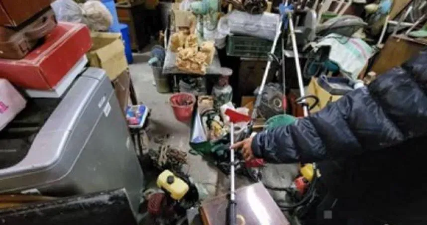 專挑檜木！彰化集團闖無人老宅偷家具　騎腳踏車載運形跡敗露