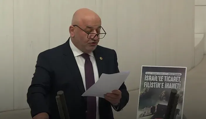 影/怒斥以色列襲加薩「將受真主懲罰」　土國議員突心臟病發倒地嚇壞眾人