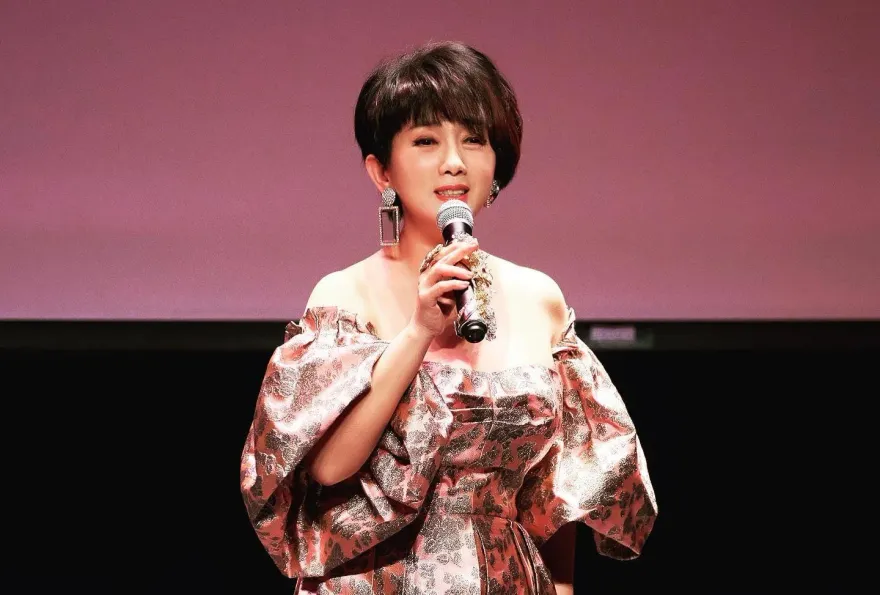 周思潔不忍了！怒告小蟲「求償千萬違約金」：不要再有人受騙