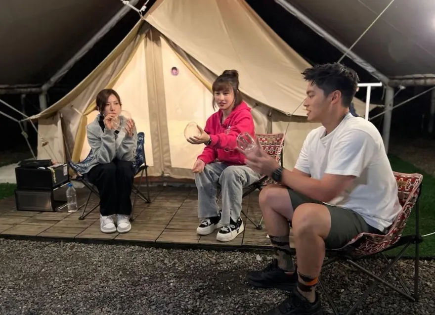 峮峮「原味貼身物」被猛聞！王仁甫爆「是很久沒洗澡的味道」她急解釋